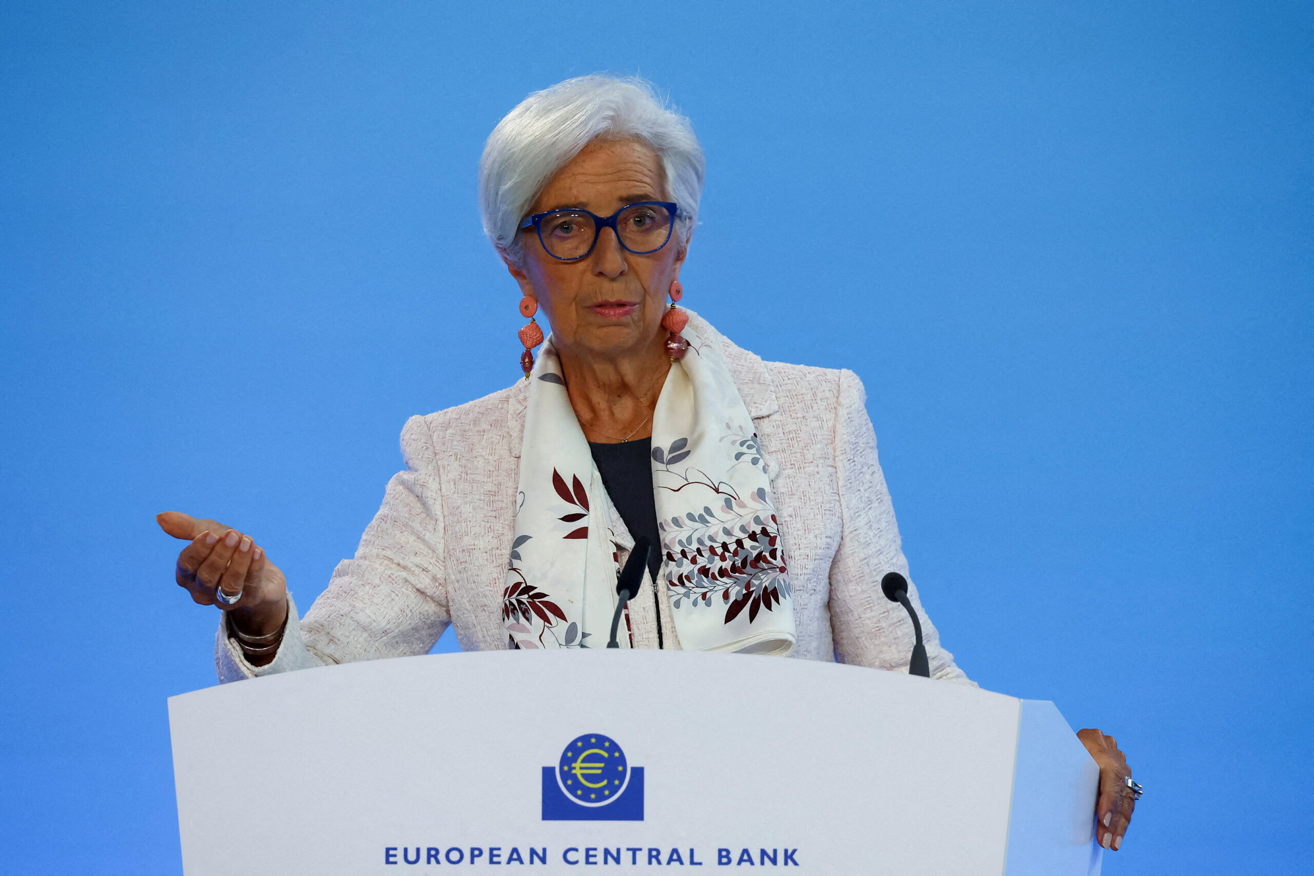 ECB governing council to make decision on interest rates